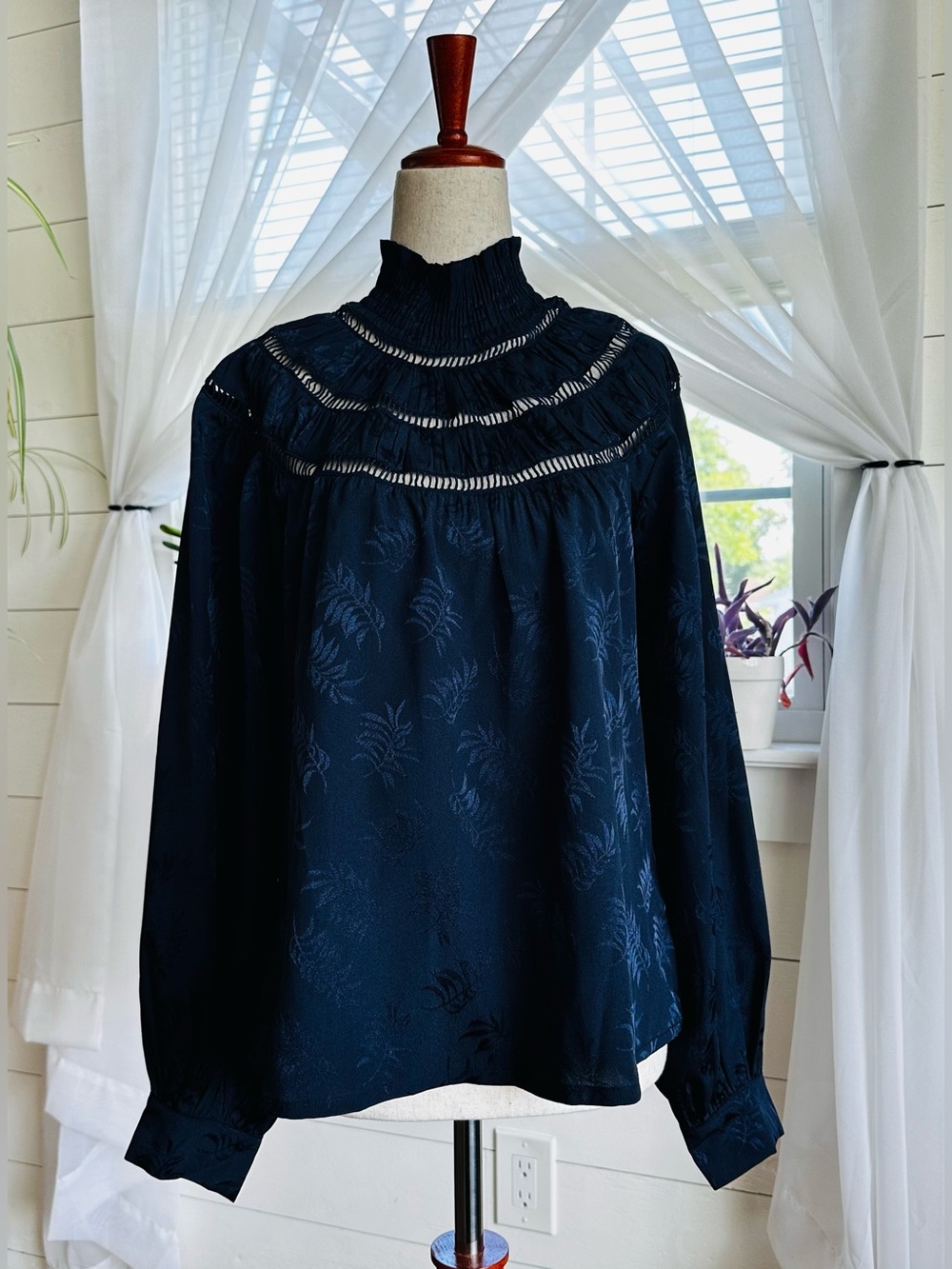 VICI Navy Blue Jacquard Mock Neck Blouse Smocked Ladder Lace Top Small EUC!